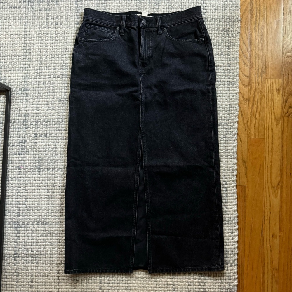 Madewell Dark Wash Denim Skirt 27